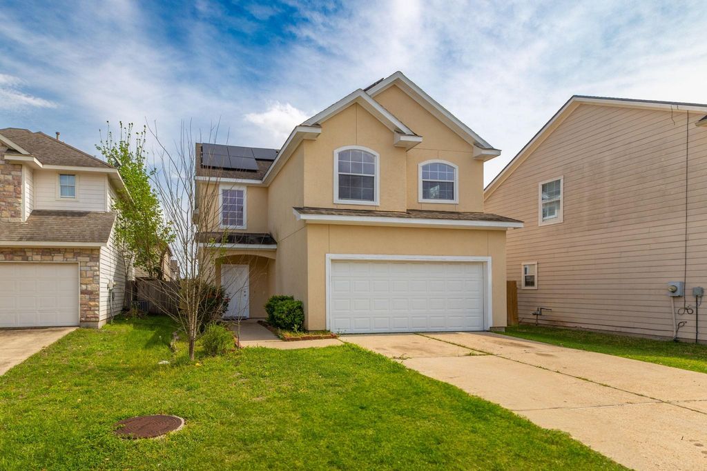 3215 Sapphire Star Drive, Houston, TX 77082