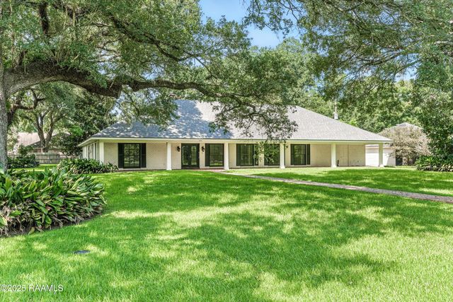 1817 Blanchet Drive, Lafayette, LA 70501