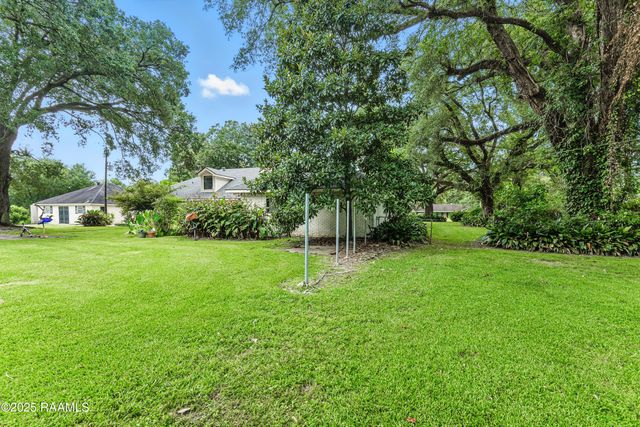 1817 Blanchet Drive, Lafayette, LA 70501