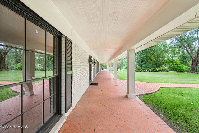 1817 Blanchet Drive, Lafayette, LA 70501