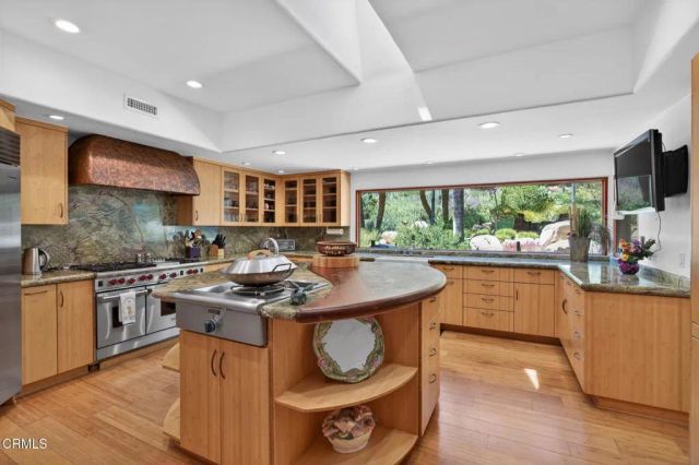 199 Fairview Road, Ojai, CA 93023