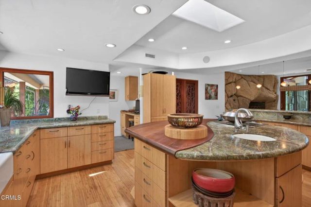 199 Fairview Road, Ojai, CA 93023