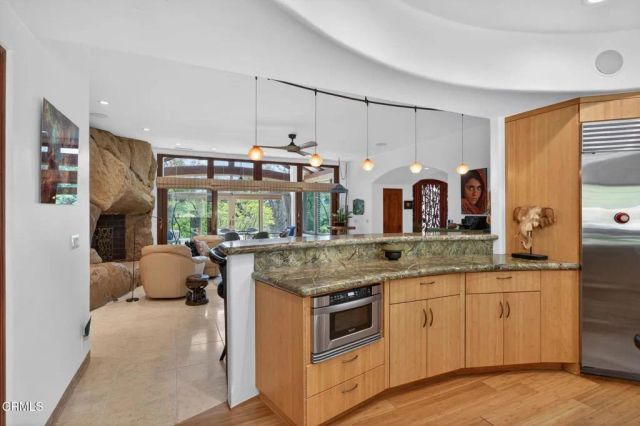 199 Fairview Road, Ojai, CA 93023