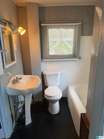 3015 AVENUE S, Birmingham, AL 35208