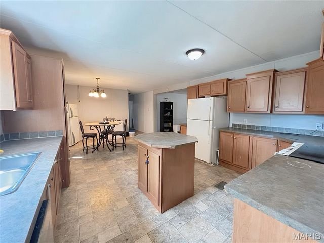 9 Corral Lane, Villa Ridge, MO 63089