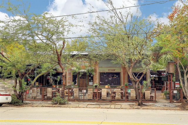 609 W 27th Street, Houston, TX 77008