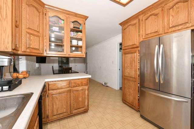 N5364 Cobb ROAD, Elkhorn, WI 53121