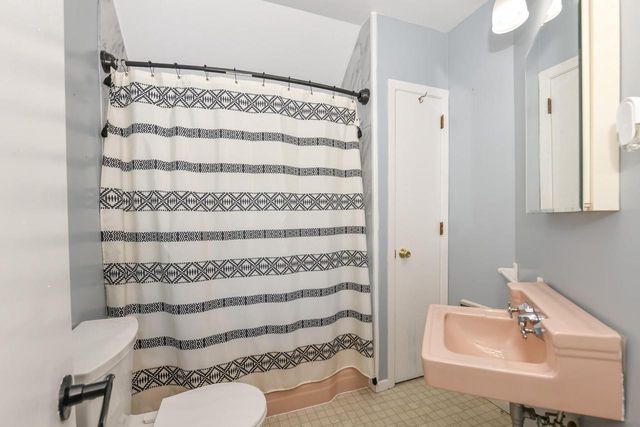 N5364 Cobb ROAD, Elkhorn, WI 53121
