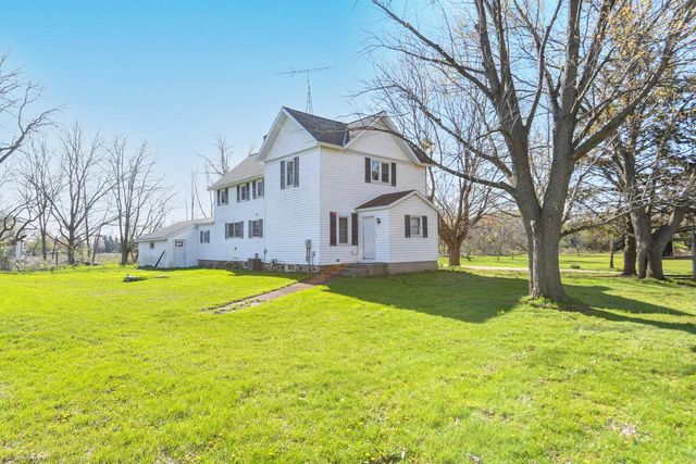 N5364 Cobb ROAD, Elkhorn, WI 53121