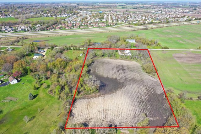N5364 Cobb ROAD, Elkhorn, WI 53121