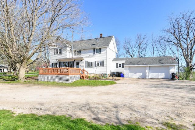 N5364 Cobb ROAD, Elkhorn, WI 53121