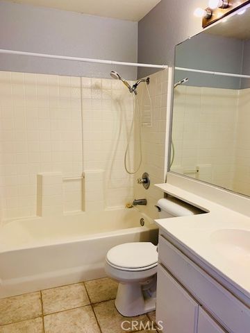 13236 Fordham Circle, Victorville, CA 92392