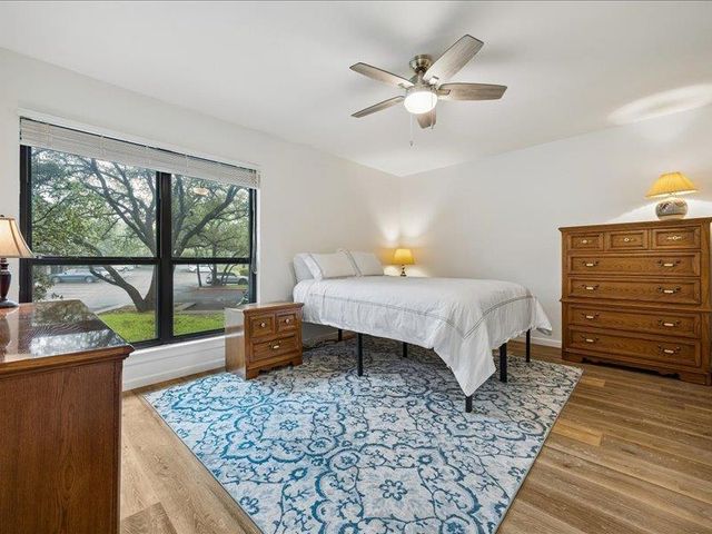 4159 Steck Ave 214, Austin, TX 78759