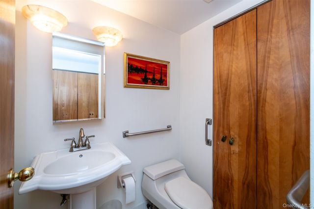 701 Pelham Road 5L, New Rochelle, NY 10805