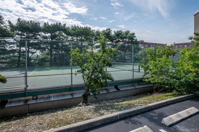 701 Pelham Road 5L, New Rochelle, NY 10805