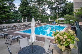 701 Pelham Road 5L, New Rochelle, NY 10805