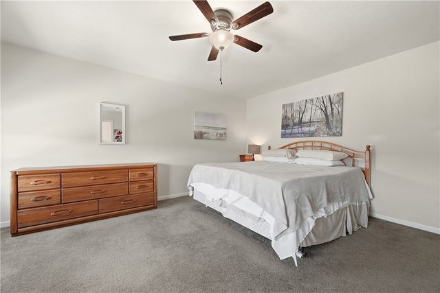 1603 Pointe View Dr, Adams Twp, PA 16046