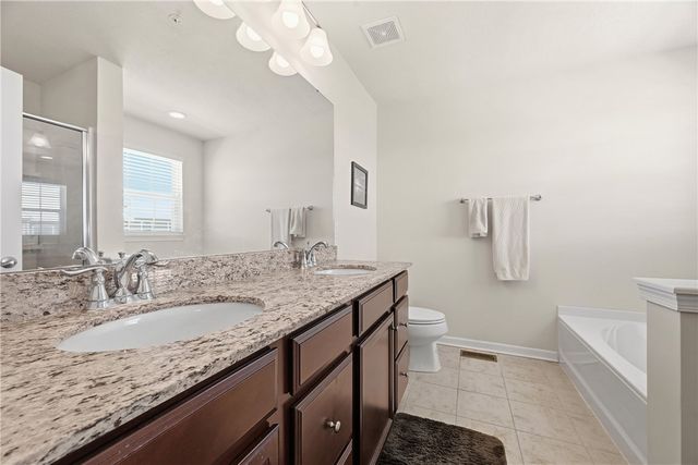 1603 Pointe View Dr, Adams Twp, PA 16046