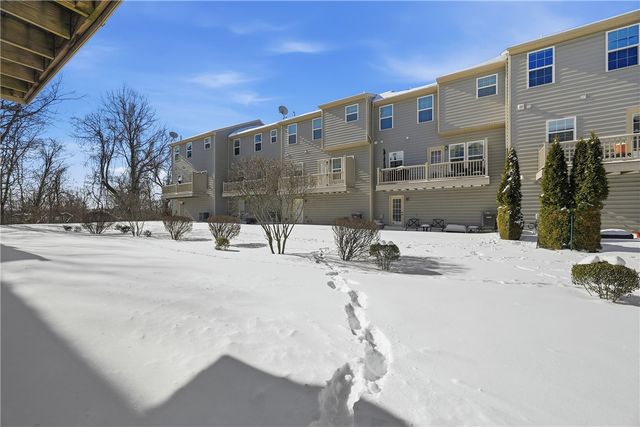 1603 Pointe View Dr, Adams Twp, PA 16046