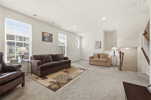 1603 Pointe View Dr, Adams Twp, PA 16046