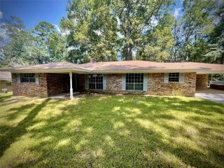 1102 Ada Street, Woodville, TX 75979