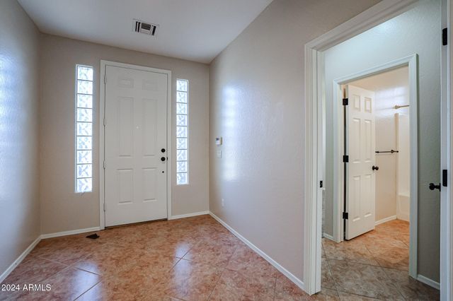 6022 W OBERLIN Way, Phoenix, AZ 85083