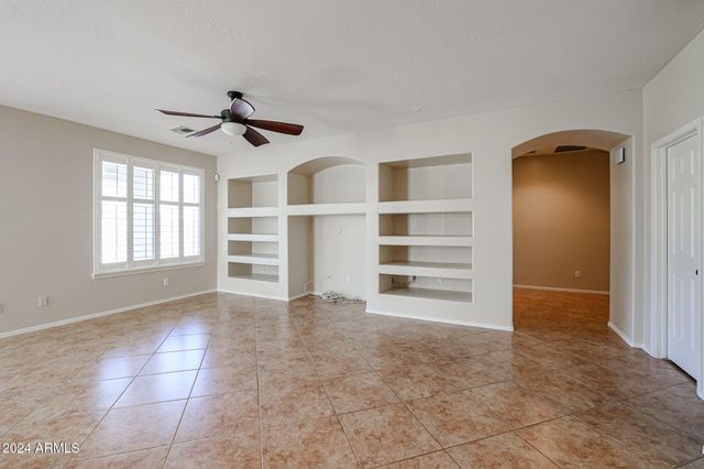 6022 W OBERLIN Way, Phoenix, AZ 85083