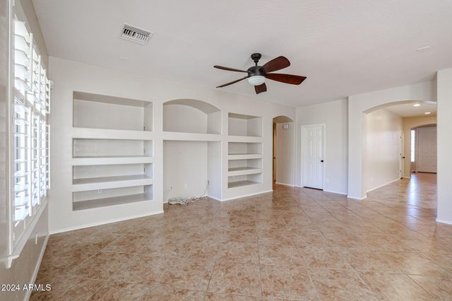 6022 W OBERLIN Way, Phoenix, AZ 85083