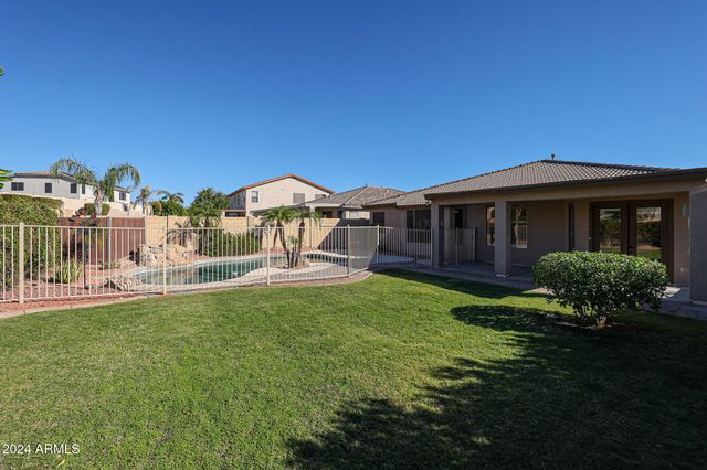 6022 W OBERLIN Way, Phoenix, AZ 85083