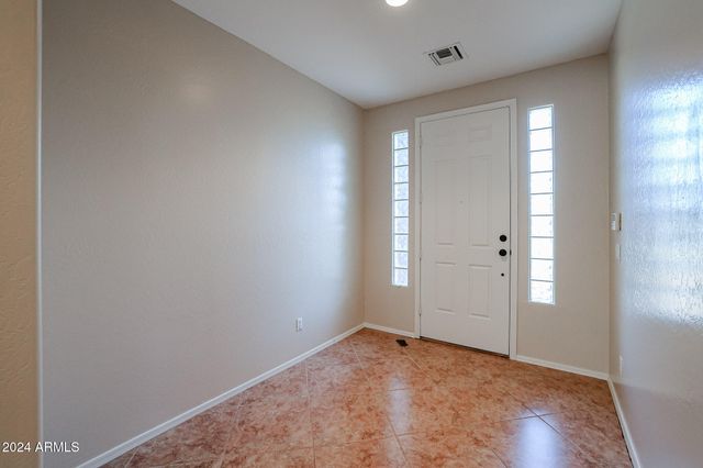 6022 W OBERLIN Way, Phoenix, AZ 85083