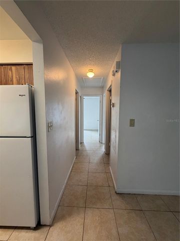 6820 NE 7TH STREET B, Ocala, FL 34470