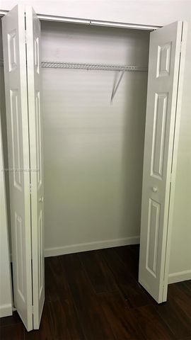 9808 Hammocks Blvd 203-23, Miami, FL 33196