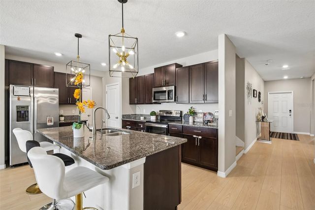 15608 MILLER CREEK DRIVE, Sun City Center, FL 33573