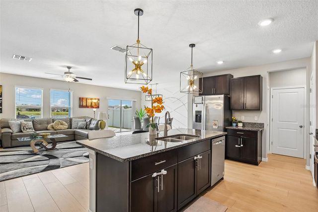 15608 MILLER CREEK DRIVE, Sun City Center, FL 33573