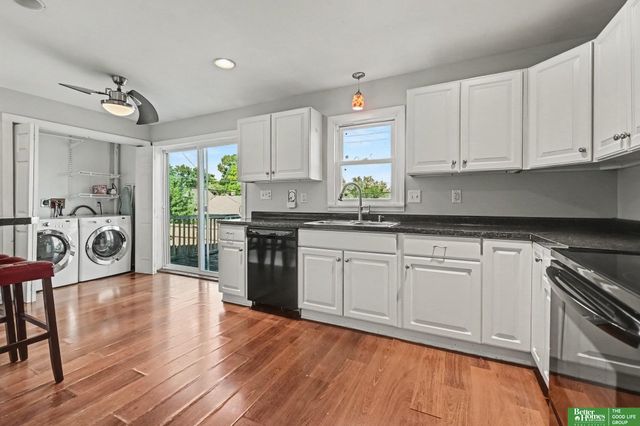 1805 S 55th Street, Omaha, NE 68106