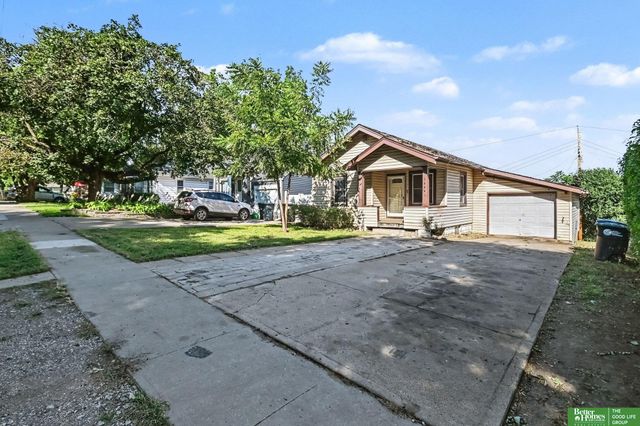 1805 S 55th Street, Omaha, NE 68106
