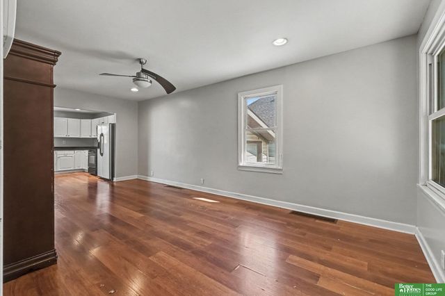1805 S 55th Street, Omaha, NE 68106