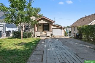 1805 S 55th Street, Omaha, NE 68106