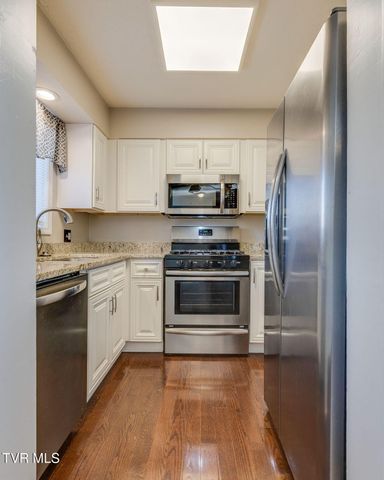 361 Belmont Drive 14, Bristol, TN 37620