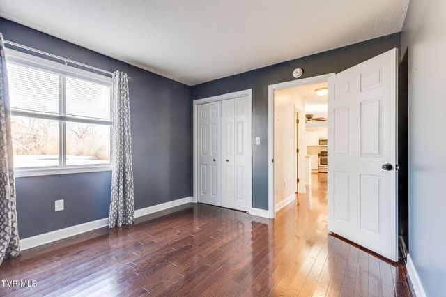 361 Belmont Drive 14, Bristol, TN 37620