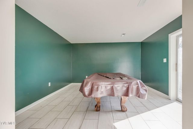 361 Belmont Drive 14, Bristol, TN 37620