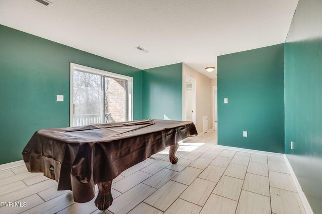 361 Belmont Drive 14, Bristol, TN 37620