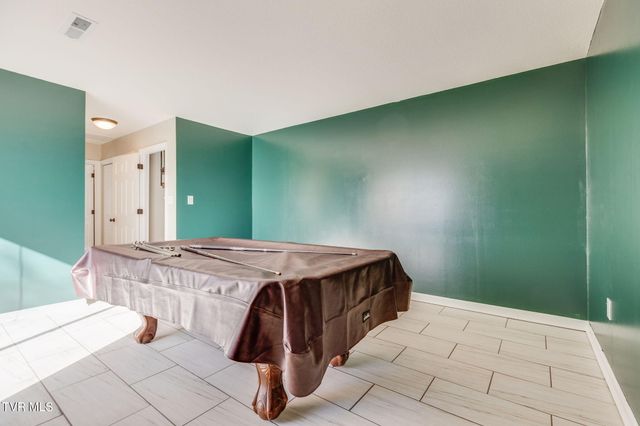 361 Belmont Drive 14, Bristol, TN 37620