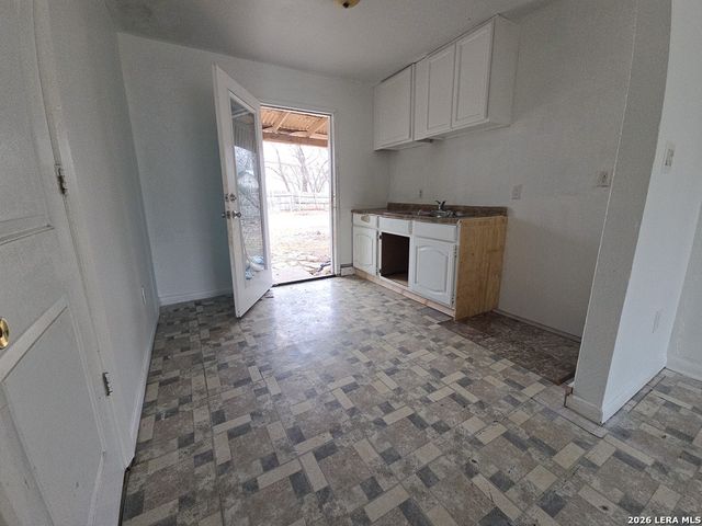 102 Olga, San Antonio, TX 78237