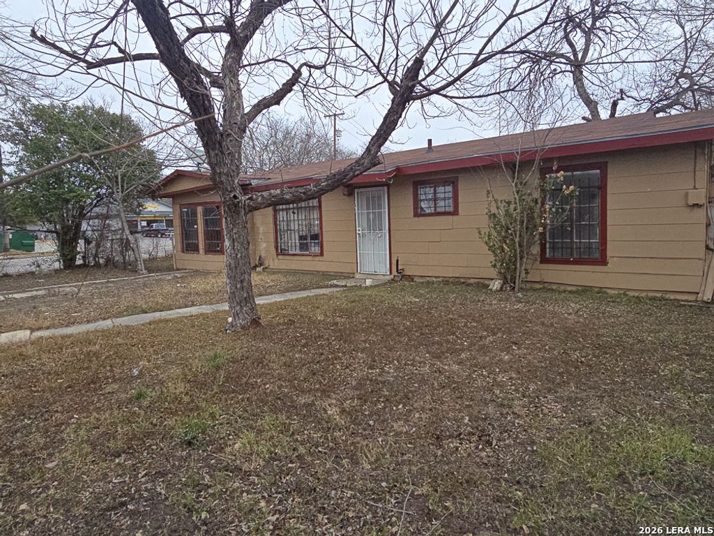 102 Olga, San Antonio, TX 78237