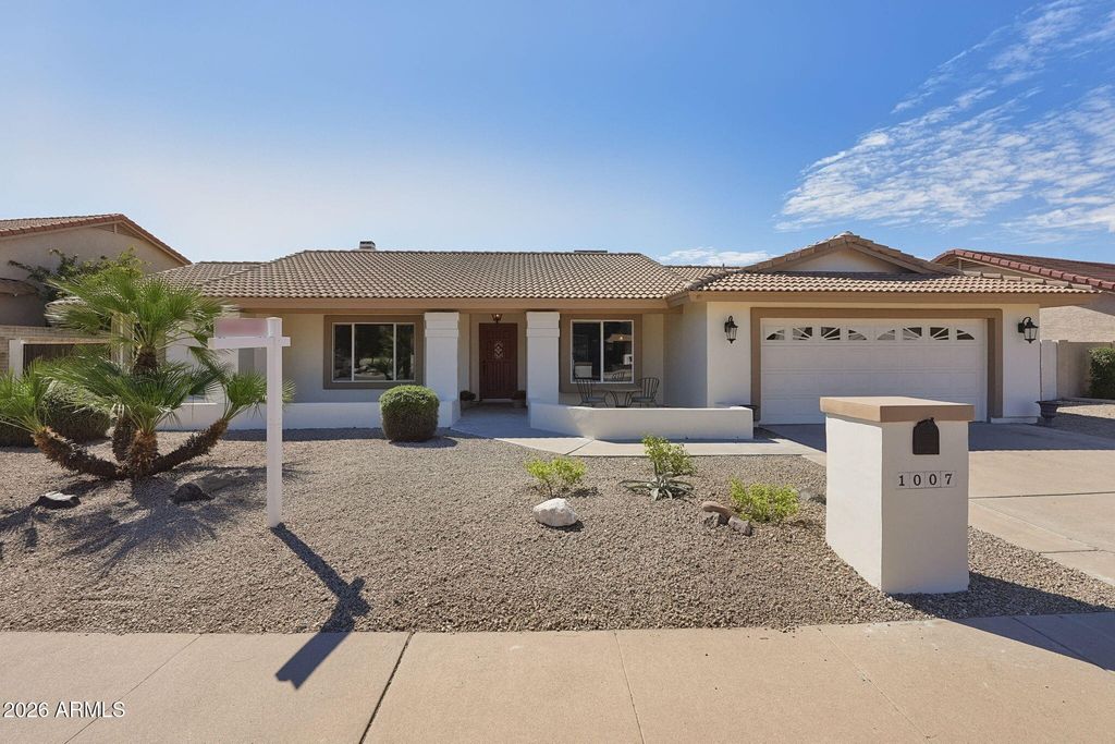 1007 E GRANDVIEW Road, Phoenix, AZ 85022 — exterior