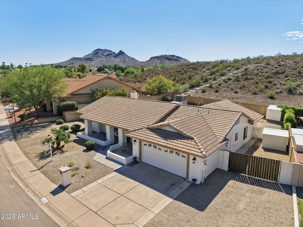 1007 E GRANDVIEW Road, Phoenix, AZ 85022 — photo 4