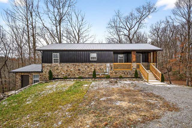 9388 Harrison Ferry Rd, Mcminnville, TN 37110