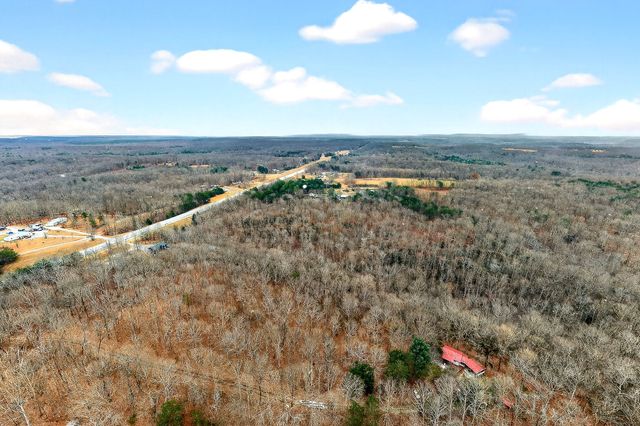 9388 Harrison Ferry Rd, Mcminnville, TN 37110