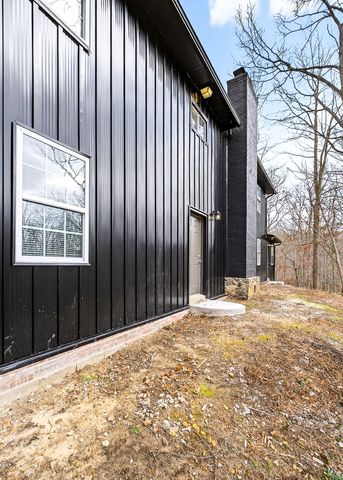 9388 Harrison Ferry Rd, Mcminnville, TN 37110